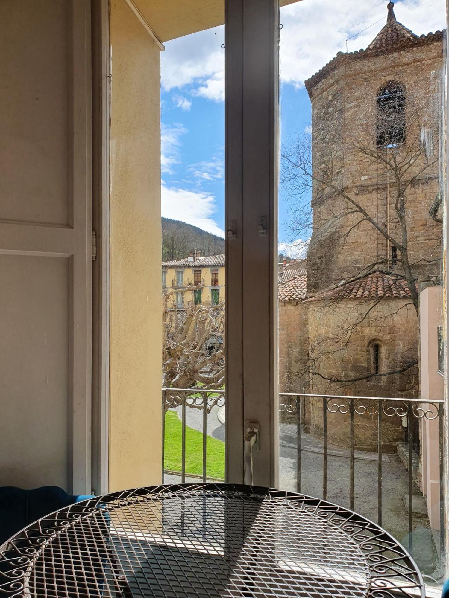 Casa Clotilde - Apartamento Elegante Y Comodo En Sant Joan De Les Abadesses Exterior photo